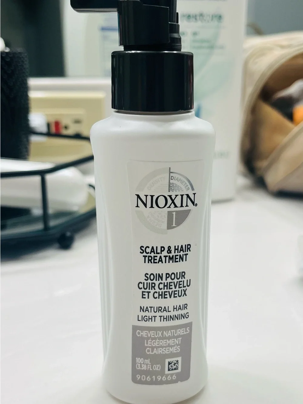NIOXIN White Scalp & Hair Treatment for Light Thinning